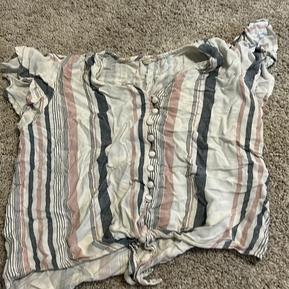 it’s an xl but runs small